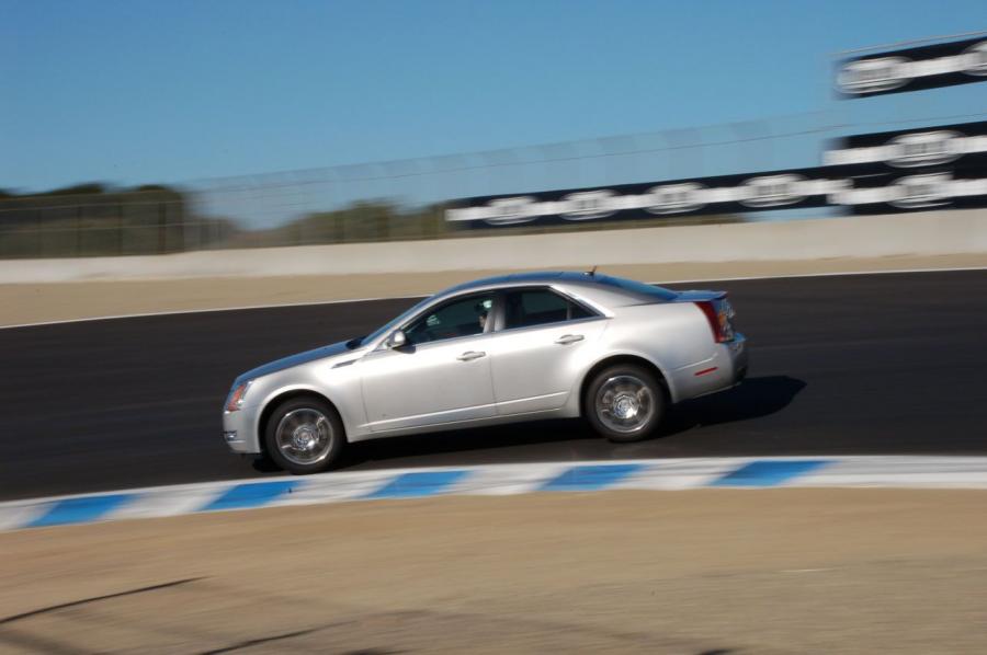  Cadillac CTS 2008 года  (фото 200 из 293)